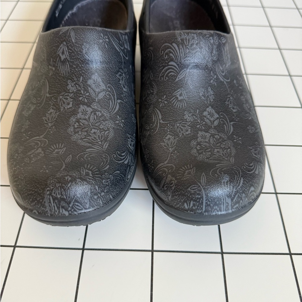 Floral Patterned Black Crocs Clogs